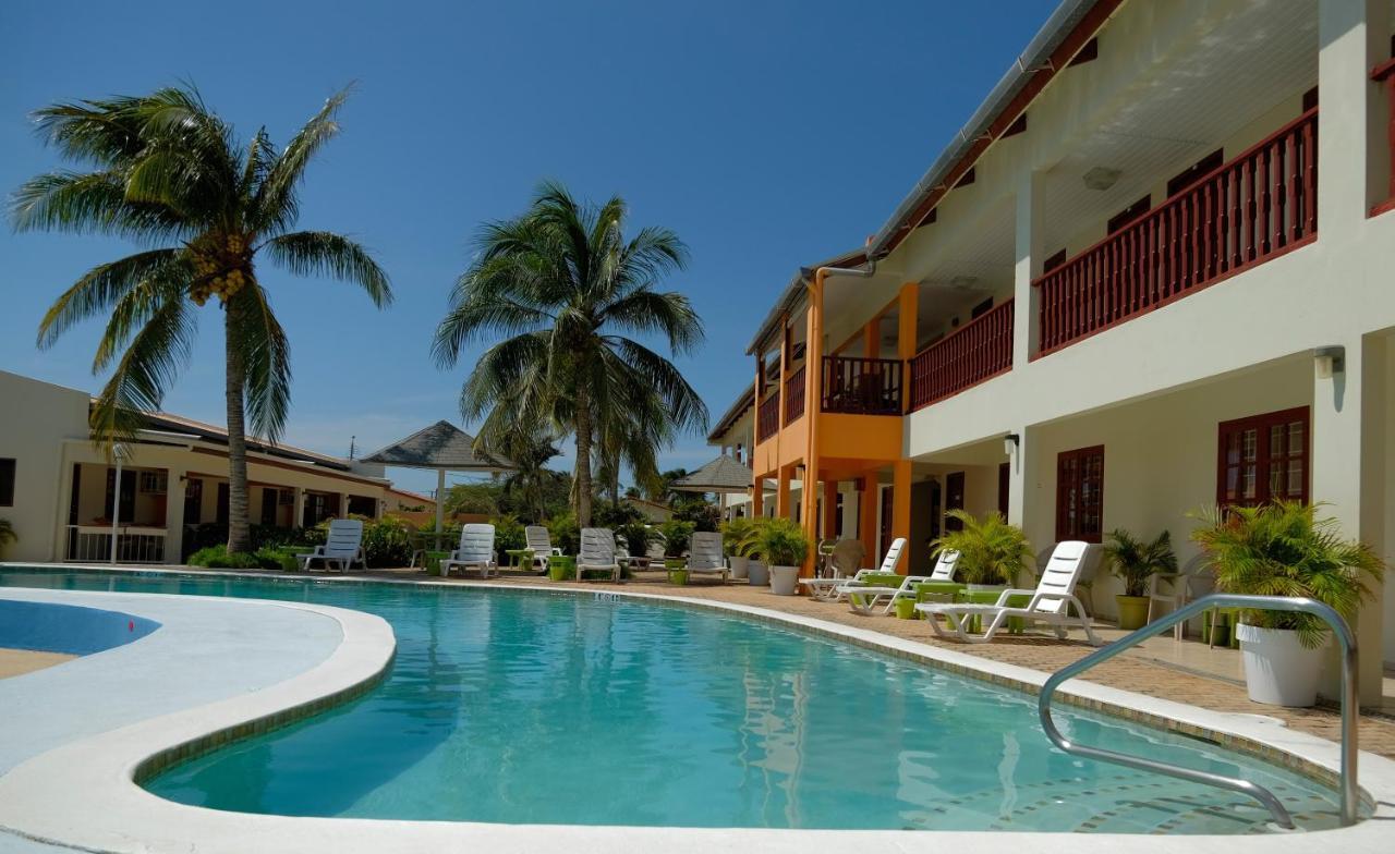 Aruba Quality Apartments & Suites Palm Beach Exterior foto