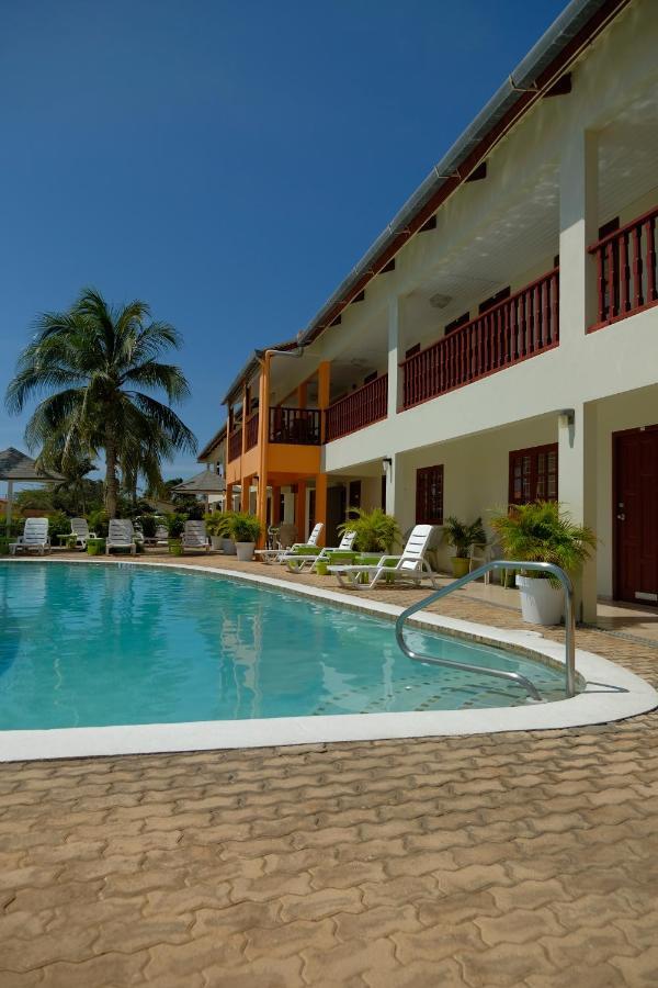 Aruba Quality Apartments & Suites Palm Beach Exterior foto